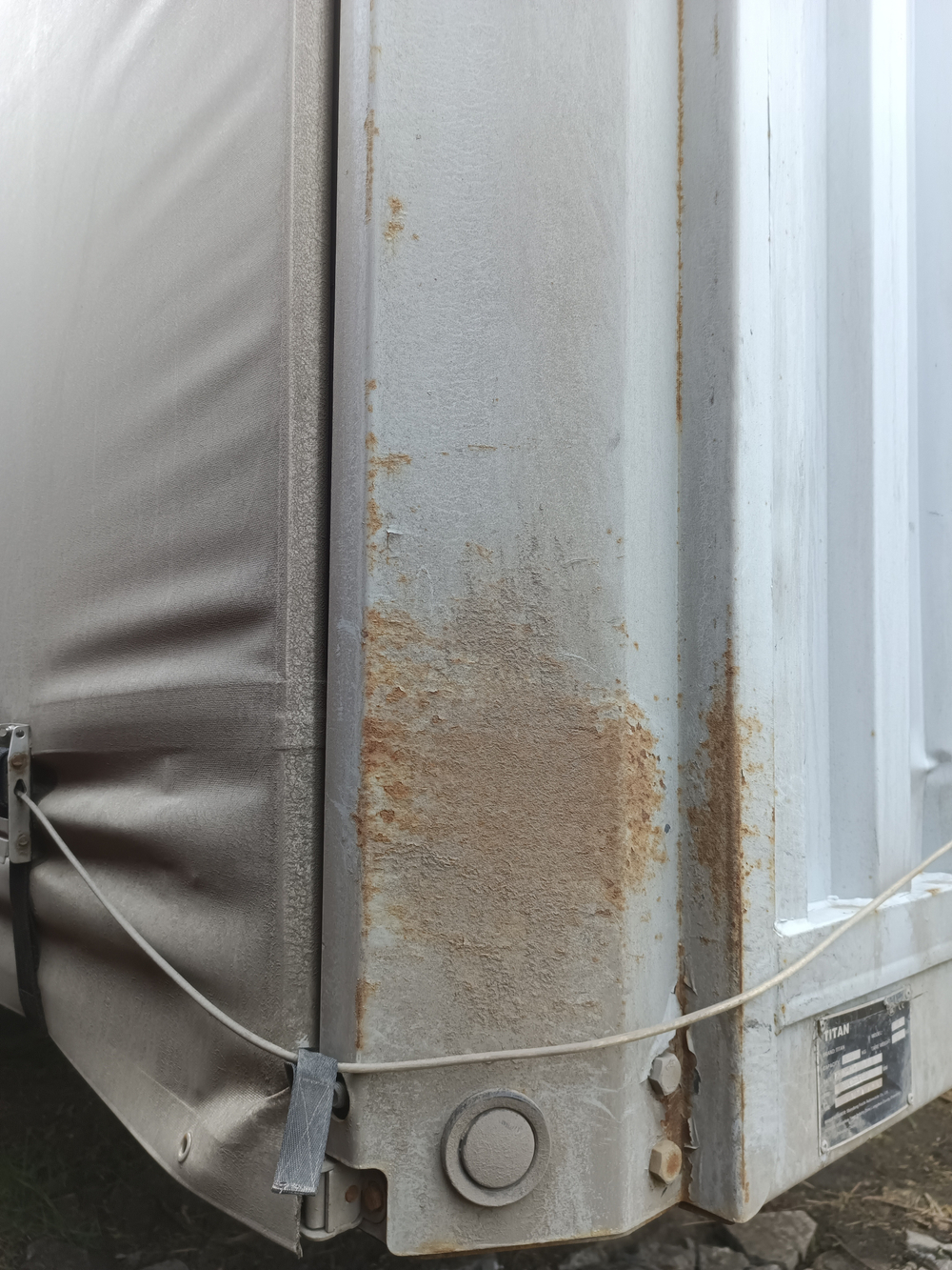 TITAN LC9411* Полуприцеп шторный LC9411XXY