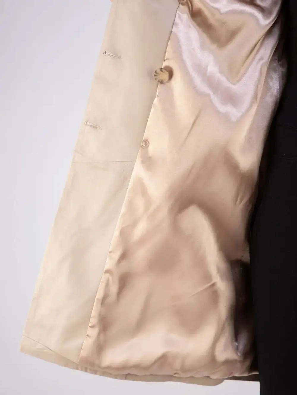 Тренч длинный кожаный с поясом плащ на весну