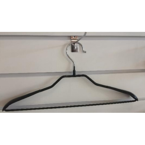 Вешалка антискользящая черная