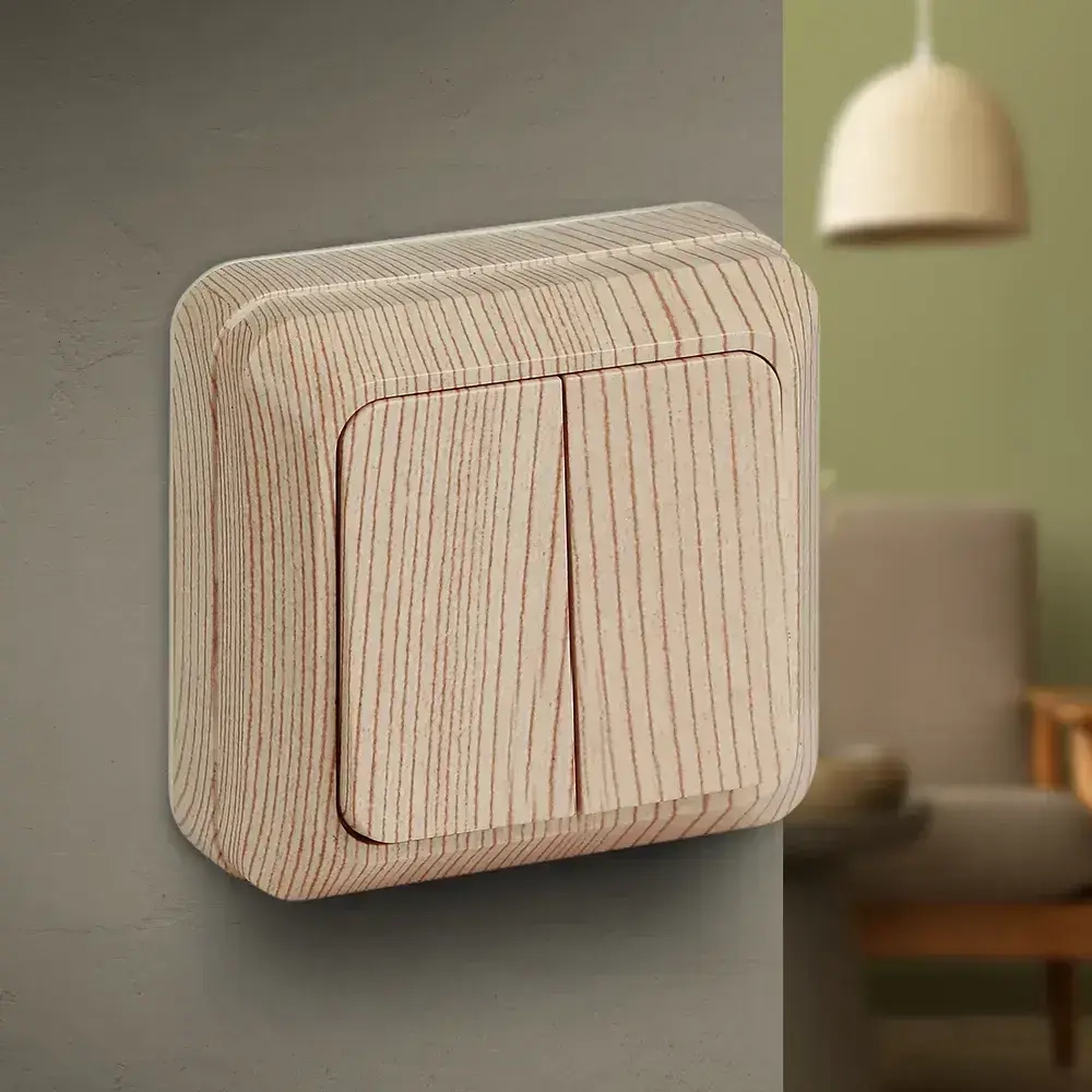 Выключатель Intro Quadro 2-104-11 двухклавишный 10А-250В IP20 ОУ сосна