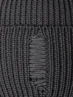 Шапка женская на осень рваная