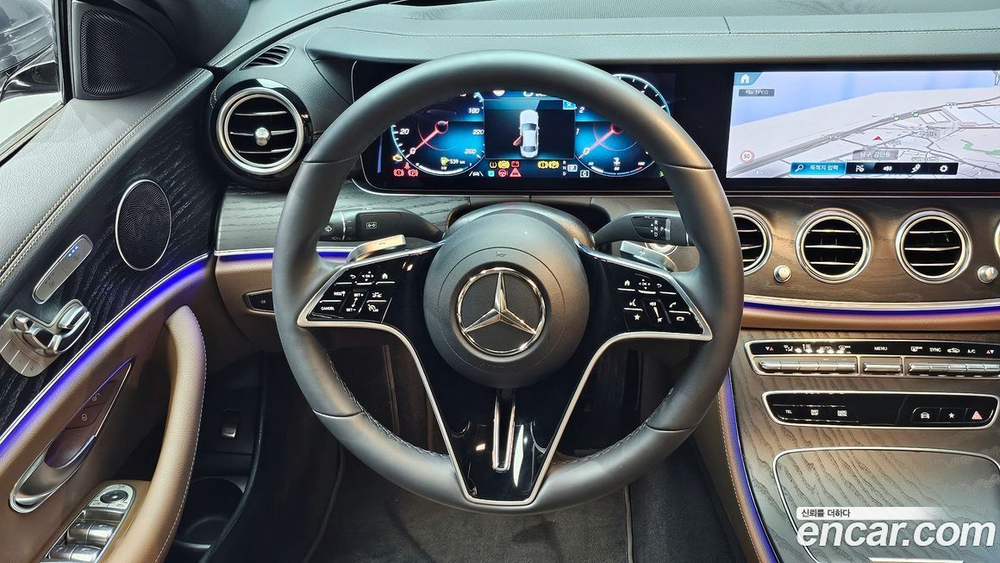 Mercedes-Benz E-Class W213 E250 AMG Line (10.2022)