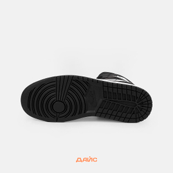 Кроссовки Jordan 1 Mid "Black White" (W)