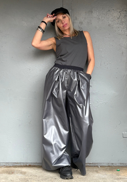 Палаццо /непромокаемая ткань