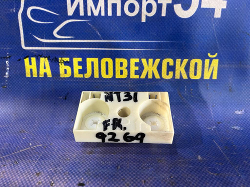 Крепление бампера переднее правое NISSAN X-TRAIL 2007-2015