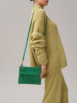 Замшевая сумка Deboro 3017 зеленый изумруд
