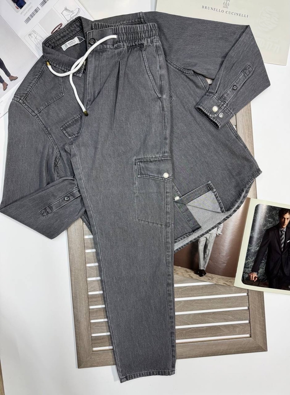 Джинсовый костюм Brunello Cucinelli