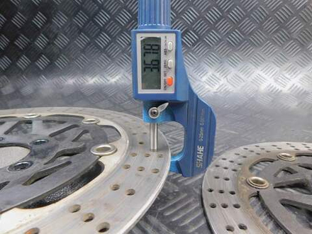 Диски тормозные передние Kawasaki ZZR 400 98 052951