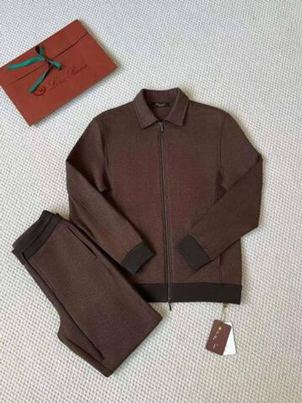 Прогулочный костюм Loro Piana