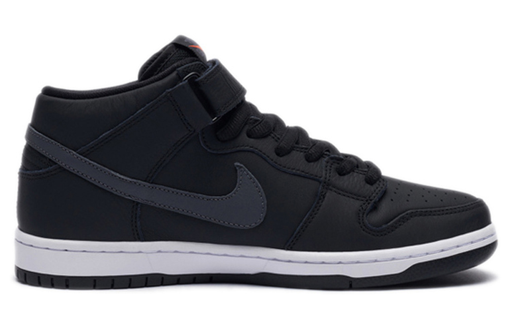 Nike Dunk Sb Iso Hyper Sneakers