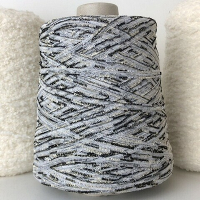 67% Royal вискоза 21% фибра 12% фибра металлизированная Lineapiu Cristallo 230м/100гр col 3266 Lame Oro/ Nero Bianco. ТОЛЬКО!! бобинки: 93, 193гр.