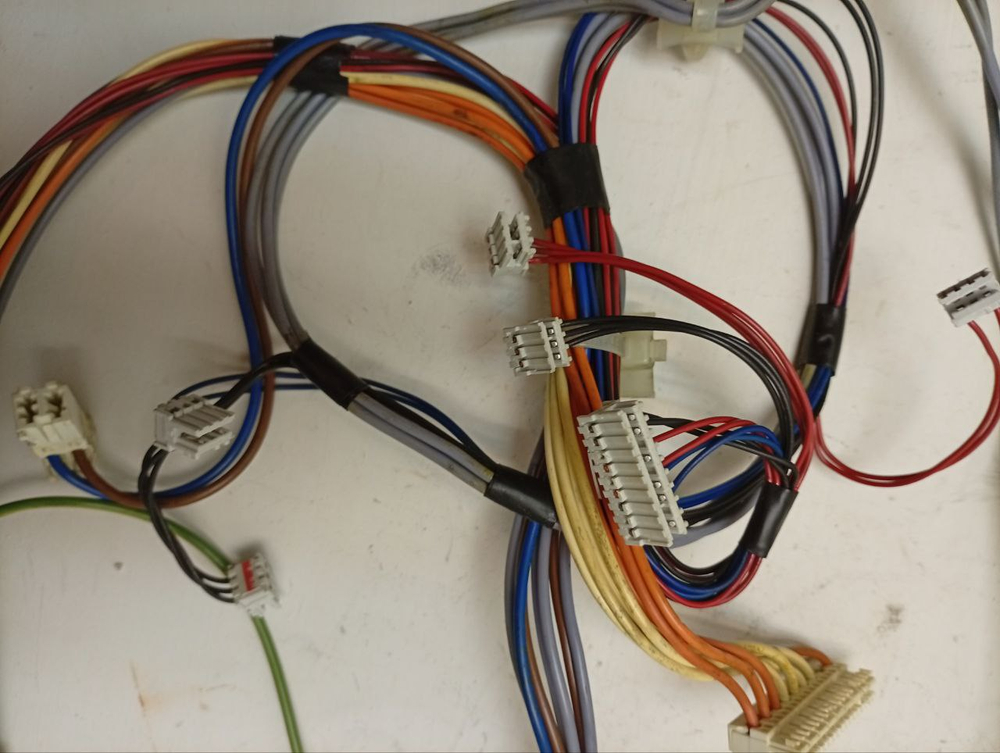 ZWQ5105 кт13 Проводка для стиральной машины Zanussi 192901310 б/у