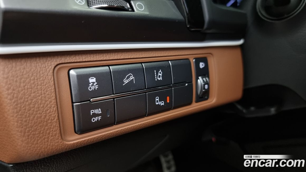 KG Mobility (Ssangyong) Rexton Sports KHAN Дизель 2.2 4WD (06.2020)