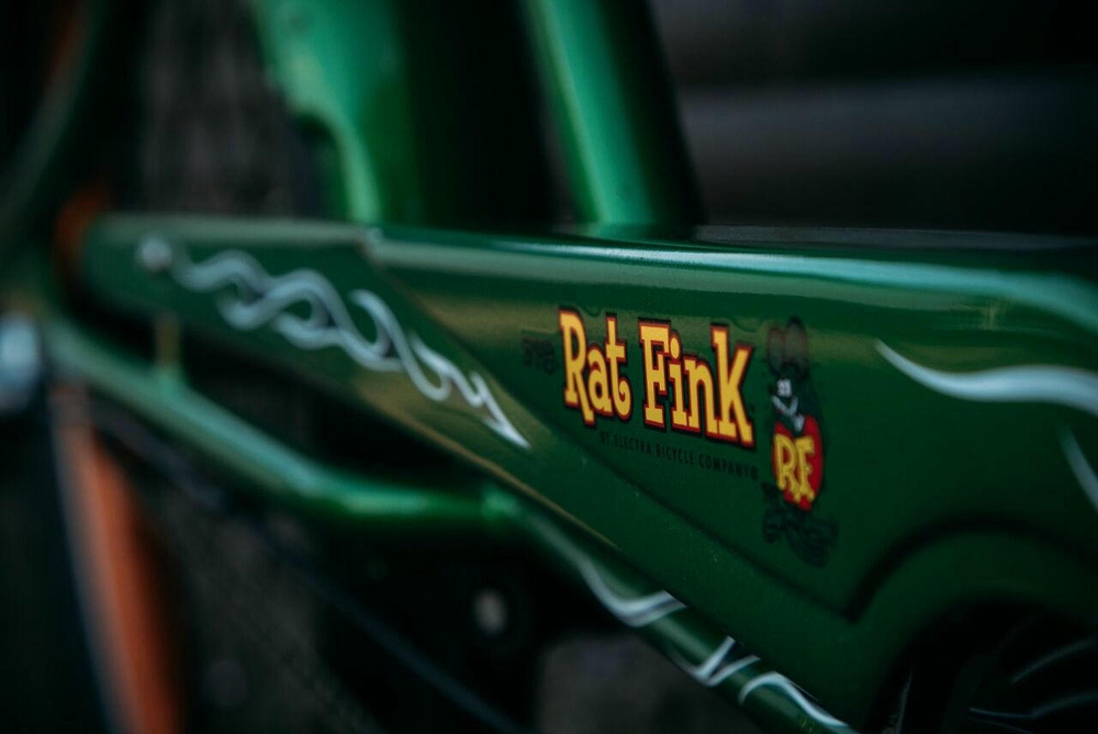 Комфортный велосипед Electra Cruiser Rat Fink 3i (2019)