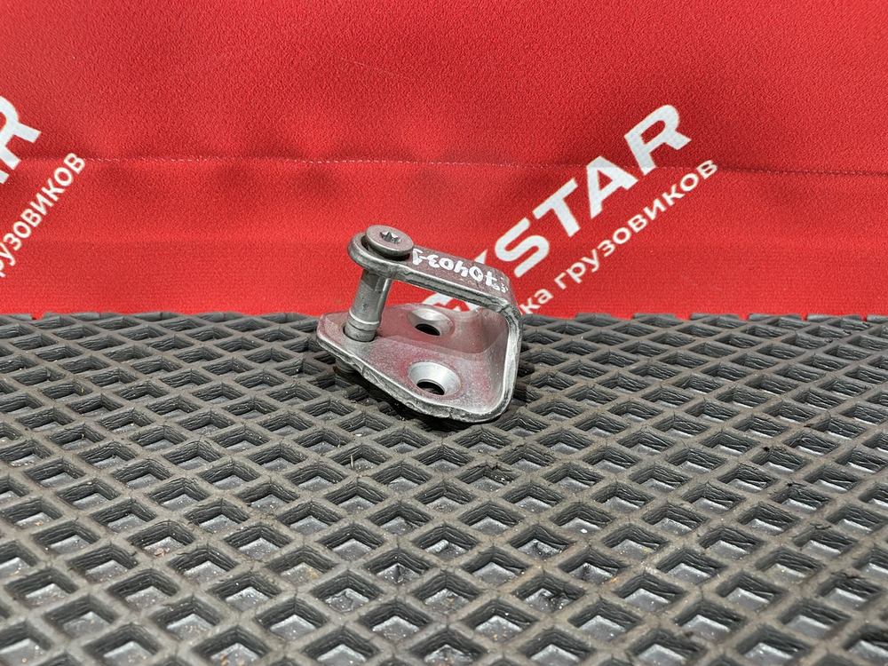 Ответная часть замка двери