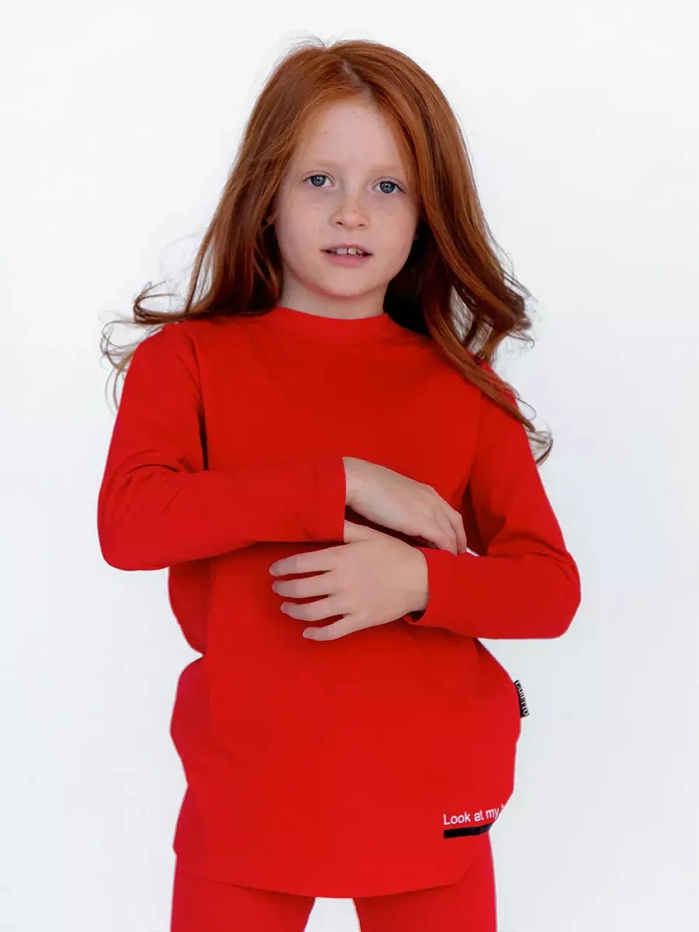 Красный костюм для девочки на весну с леггинсами