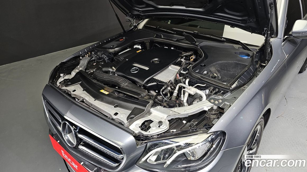 Mercedes-Benz E-Class W213 E250 Avangarde (12.2019)