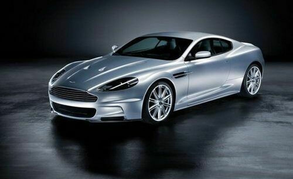 Купить Машинка на радиоуправление Aston Martin DBS.