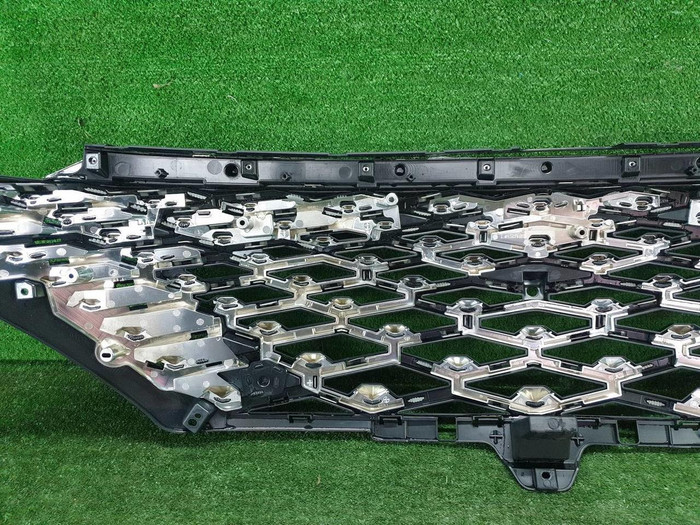 Решетка радиатора Omoda C5 (2022-н.в.)