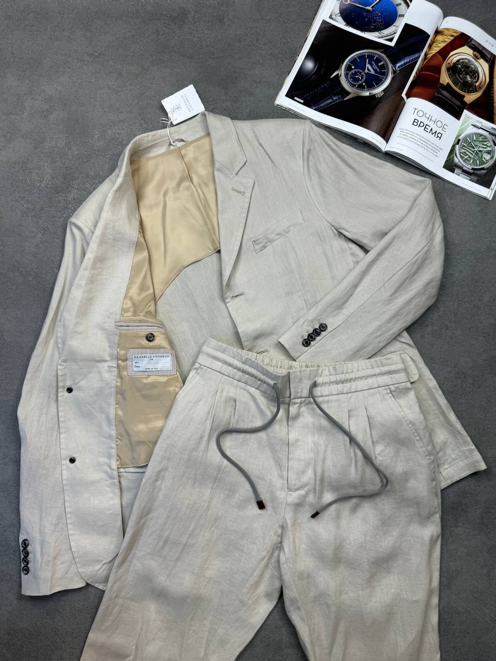 Льняной костюм Brunello Cucinelli
