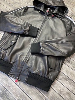 Кожаная куртка Kiton