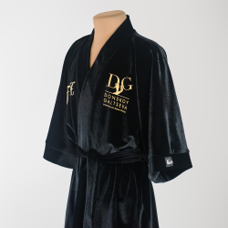 халат с логотипом