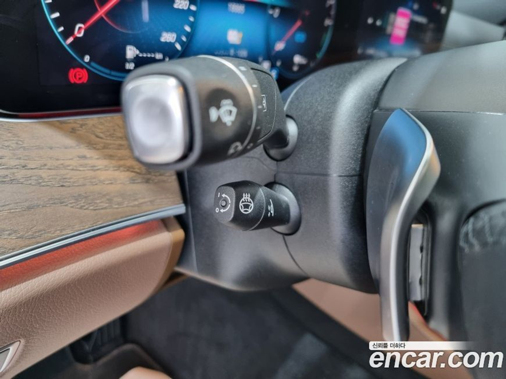 Mercedes-Benz E-Class W213 E300e 4MATIC Exclusive (12.2022)