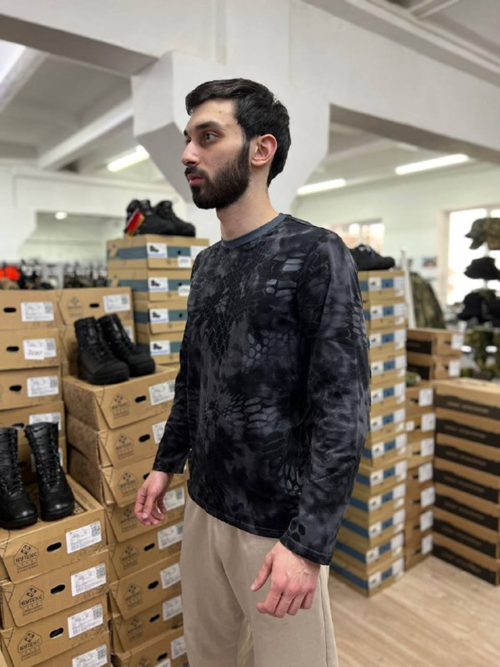 Свитшот / черный питон