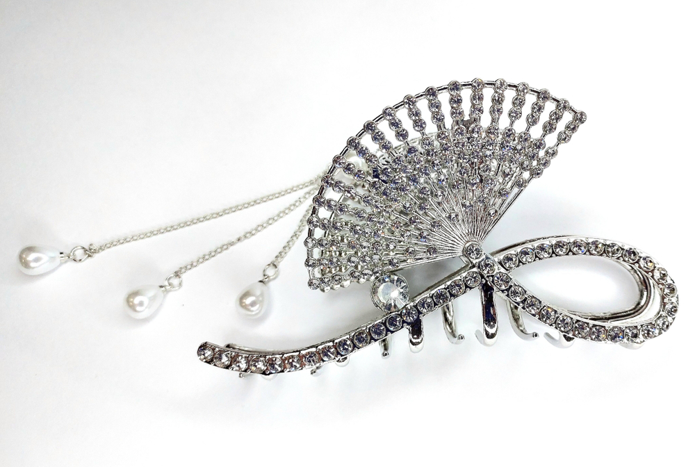 Заколка -краб  для волос "Веер" инкрустированный стразами. Металл Усиленная. Цвет серебро