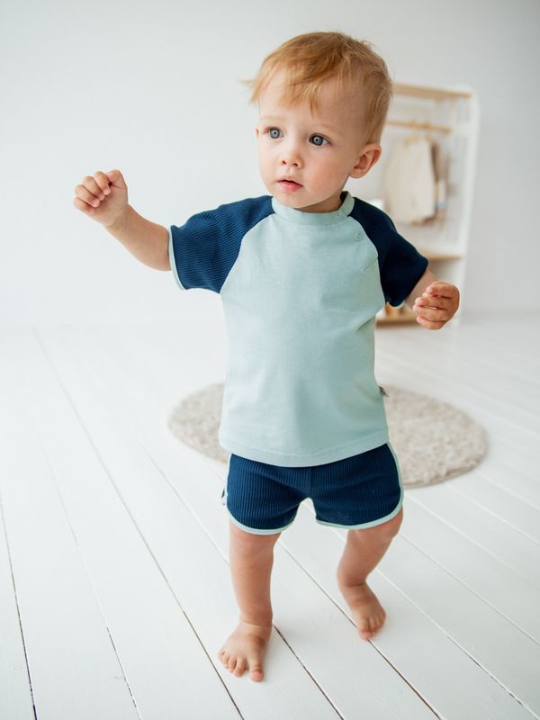 Комплект футболка и шорты 