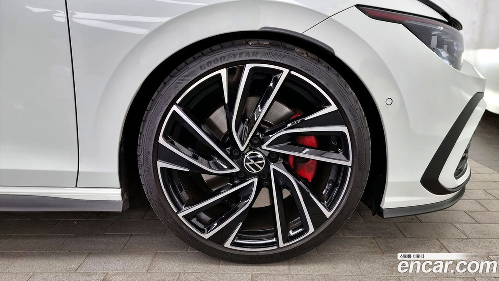 Volkswagen Golf 8 Generation 2.0 GTI (12.2022)
