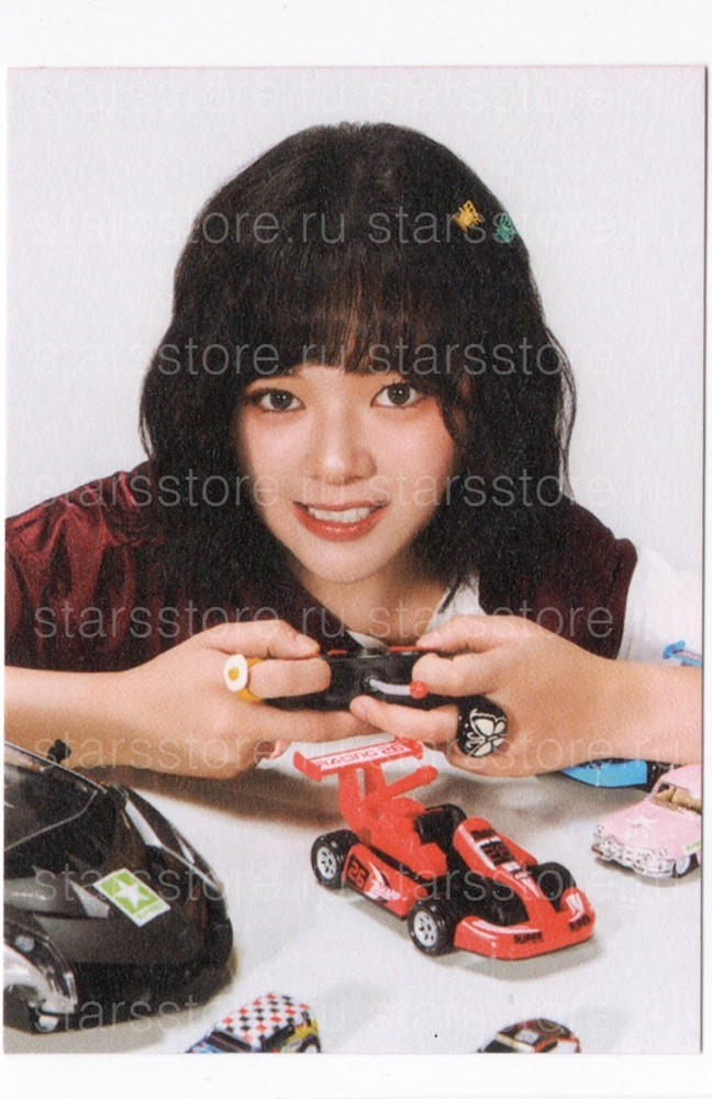 Полароид Jeongyeon TWICE - 2025 Season&#39;s Greetings [Collector]