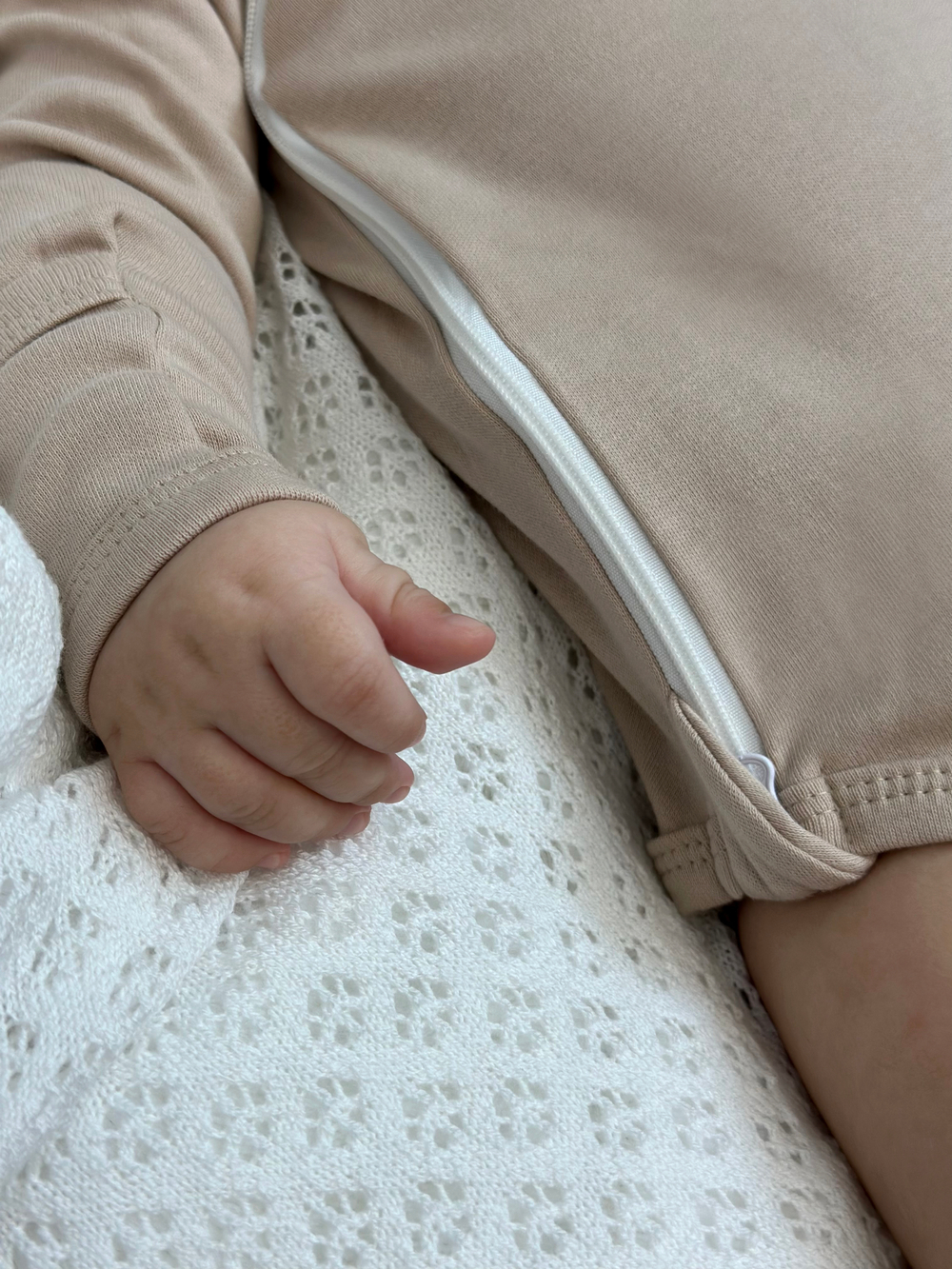 Боди на молнии с длинным рукавом Светлый кофе RinaAmari