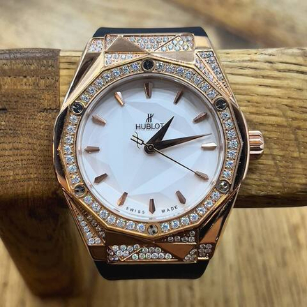 Часы Hublot