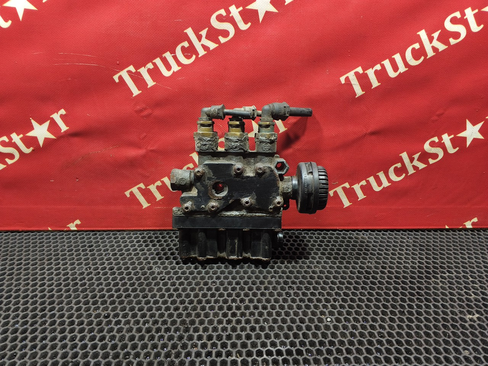 Кран уровня пола главный