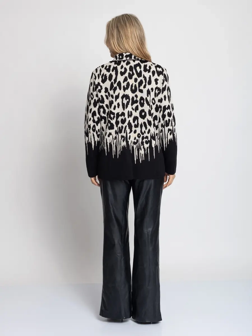 Жакет Д 3303/черно-бежевый