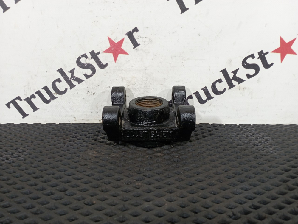 Кронштейн буксировочный 2023г