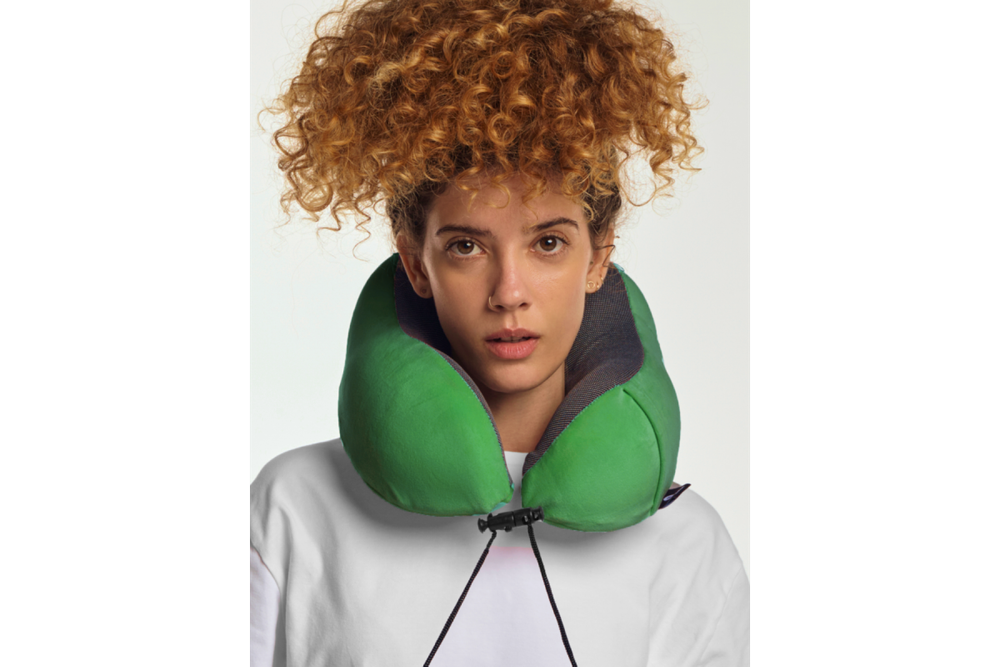 Подушка для путешествий RoadLike Travel Kit Velvet с эффектом памяти, зеленый