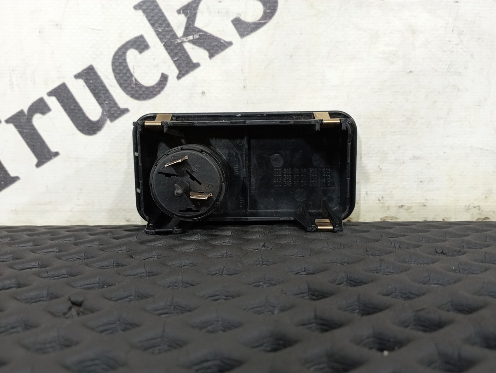 Кнопка блокировки дифференциала