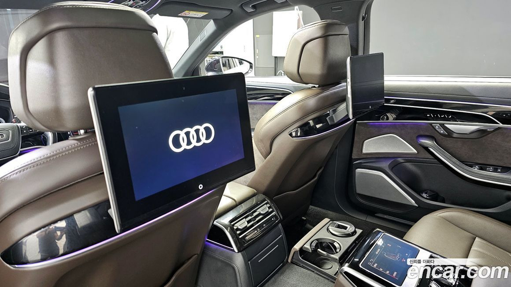 Audi A8 (D5) 55 TFSI Quattro LWB (12.2021)