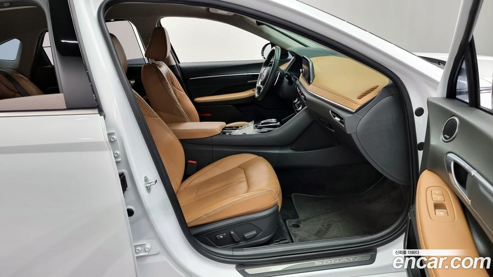 Hyundai Sonata (DN8) 1.6 Turbo (01.2020)