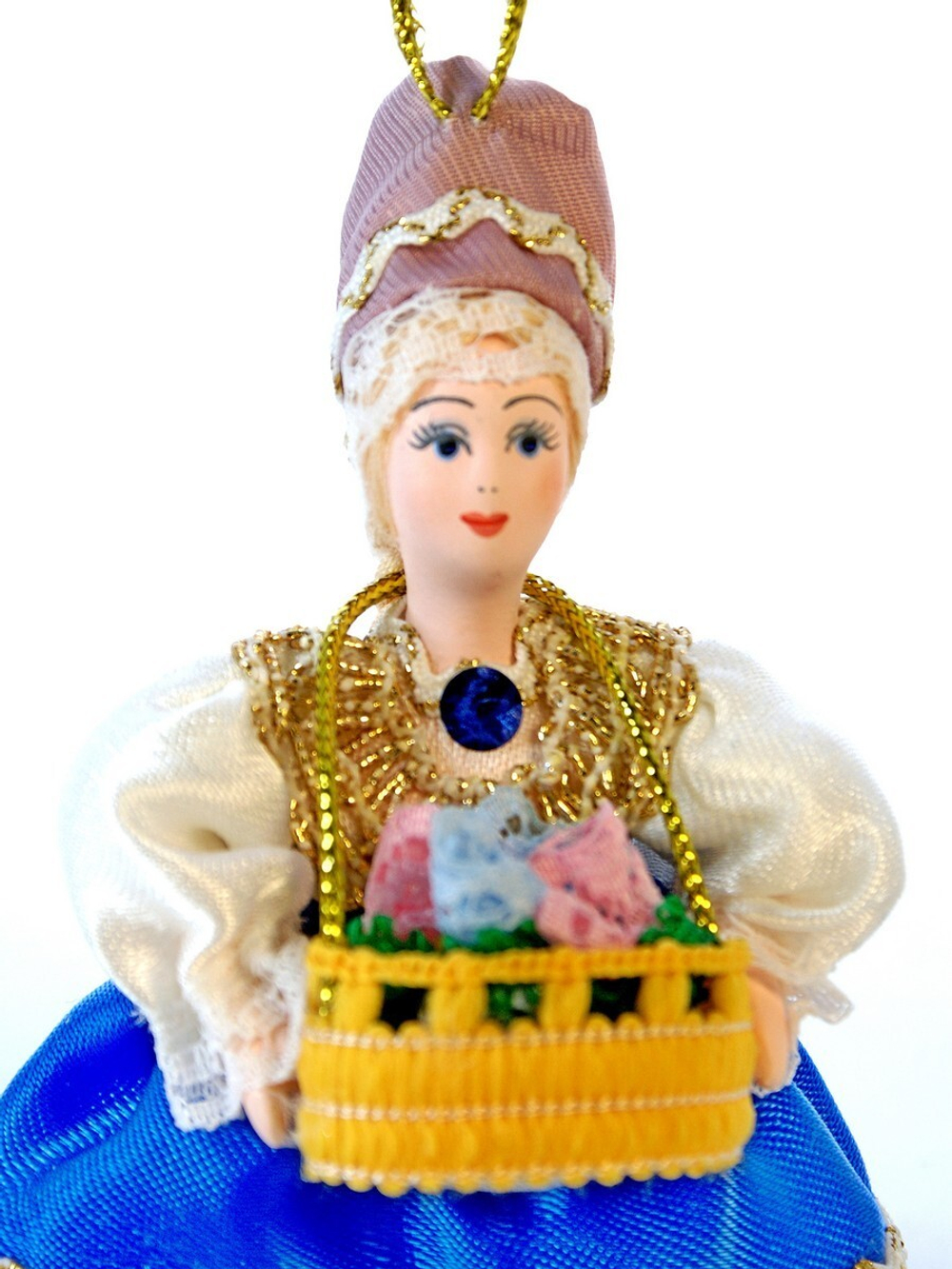 Кукла-подвеска сувенирная Цветочница
