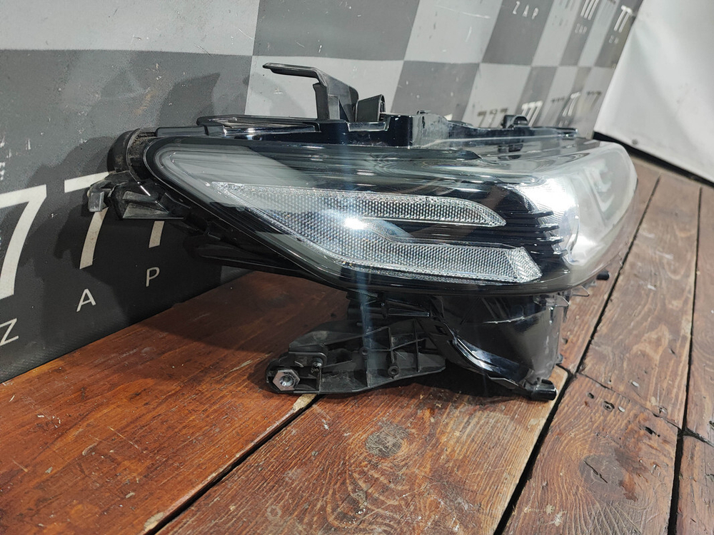 Фара правая LED Toyota Camry (XV70) 20-нв Б/У Оригинал 8114533D72