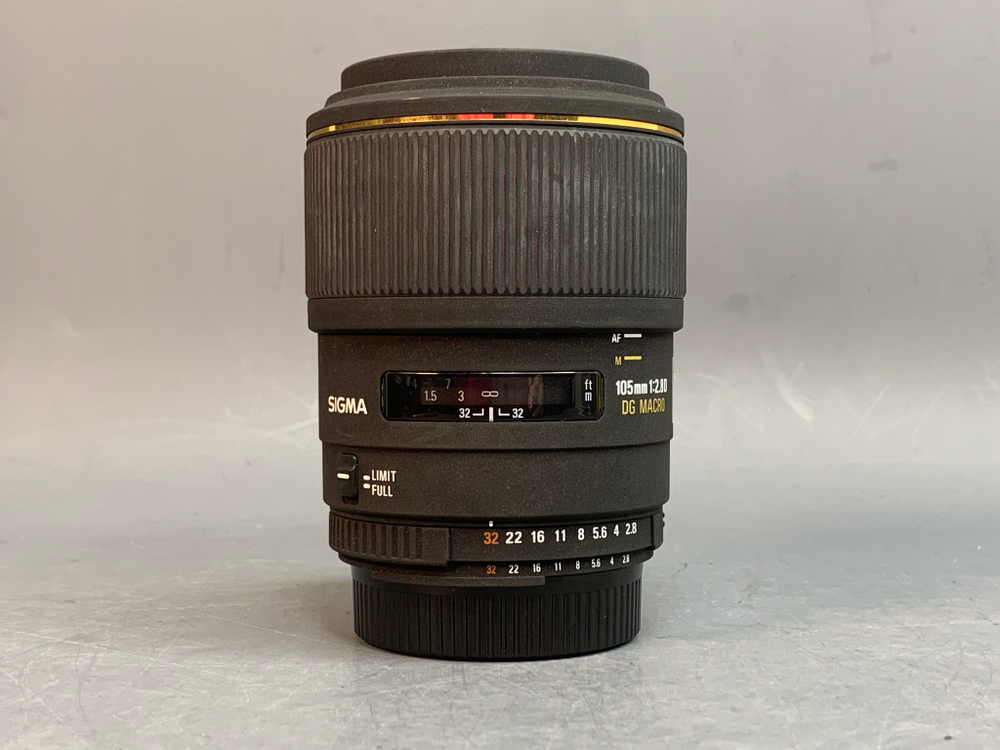 Sigma 105mm 2.8 EX DG Macro HSM OS Nikon F