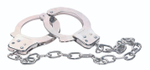 Наручники из металла с длинной цепочкой CHROME HANDCUFFS METAL HANDCUFFS W. KEY (Цвет: серебристый)