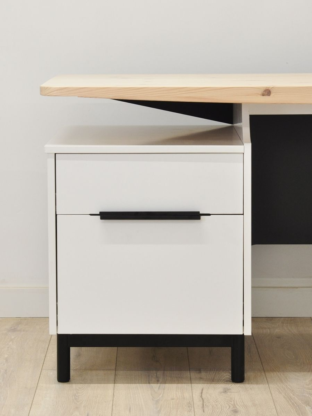 Стол письменный Ochensol, белый