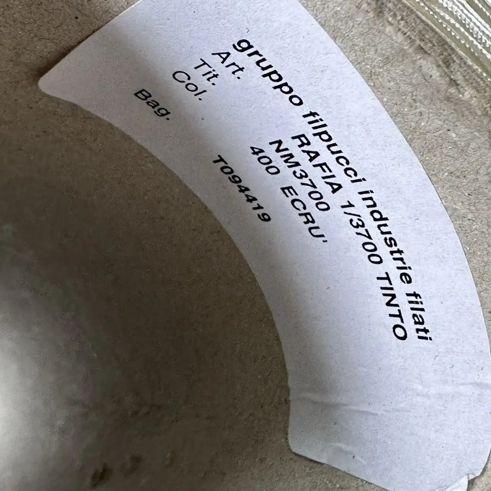 RAFIA - Gruppo Filpucci Industrie Filati; вискоза, п/а; 370м/100гр; col. 400 ECRU, цвет: жемчужный; S303