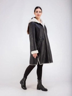 Дубленка зимняя натуральная с капюшоном