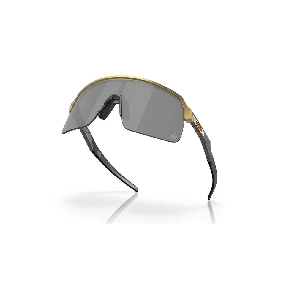 Солнцезащитные очки Oakley Sutro Lite Patrick Mahomes II Collection