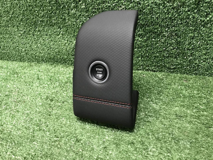 Накладка торпедо LR Discovery Sport (2019-н.в.)